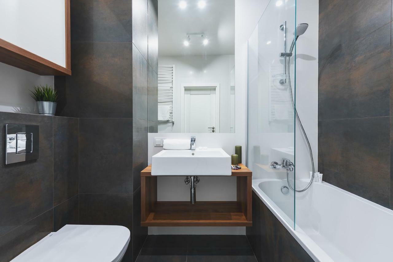 Okecie Airport Studio Bakalarska 2 P&O Serviced Apartments Warsawa Bagian luar foto