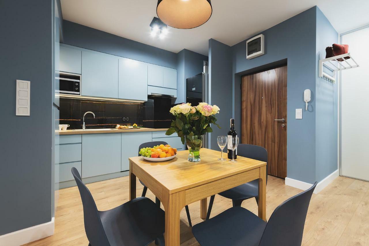 Okecie Airport Studio Bakalarska 2 P&O Serviced Apartments Warsawa Bagian luar foto